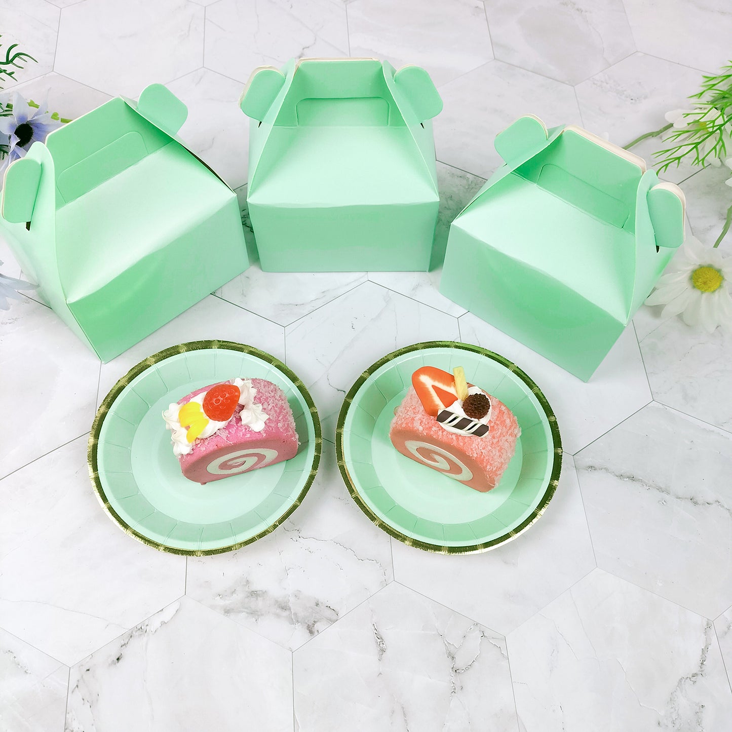 Paper Treat Boxes 8 PCS Candy Cake Gift Box DIY Favors Bag Snack Goodie Cardboard Dessert Boxes Prefect for Birthday Party Gift Giving Wedding Baby Shower Graduation Party Supplies