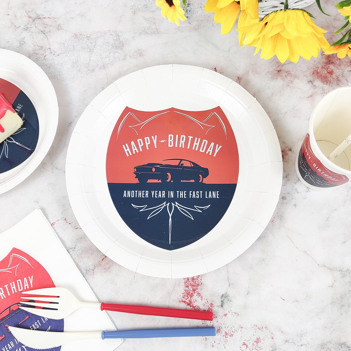 Custom Disposable  Paper Dish Birthday Party Round Paper Plates Party Tableware set Paper Dinnerware