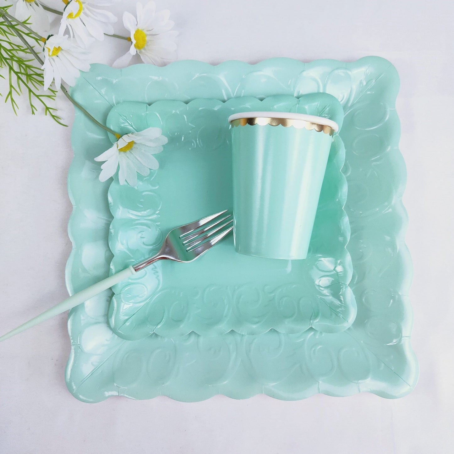 8PCs Mint Green Square Dinner Serving Paper Plates Disposable Embossed Party Plate