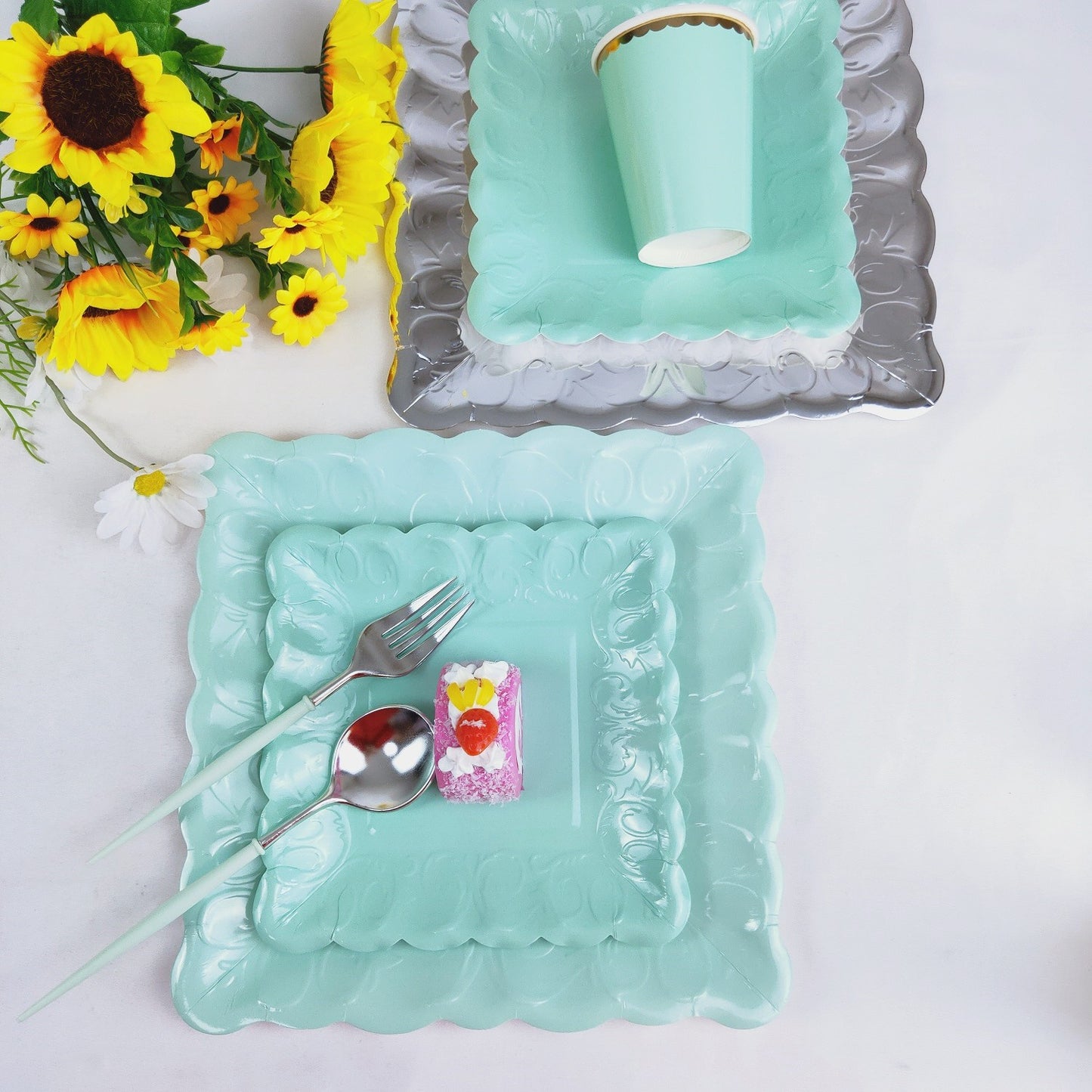 8PCs Mint Green Square Dinner Serving Paper Plates Disposable Embossed Party Plate