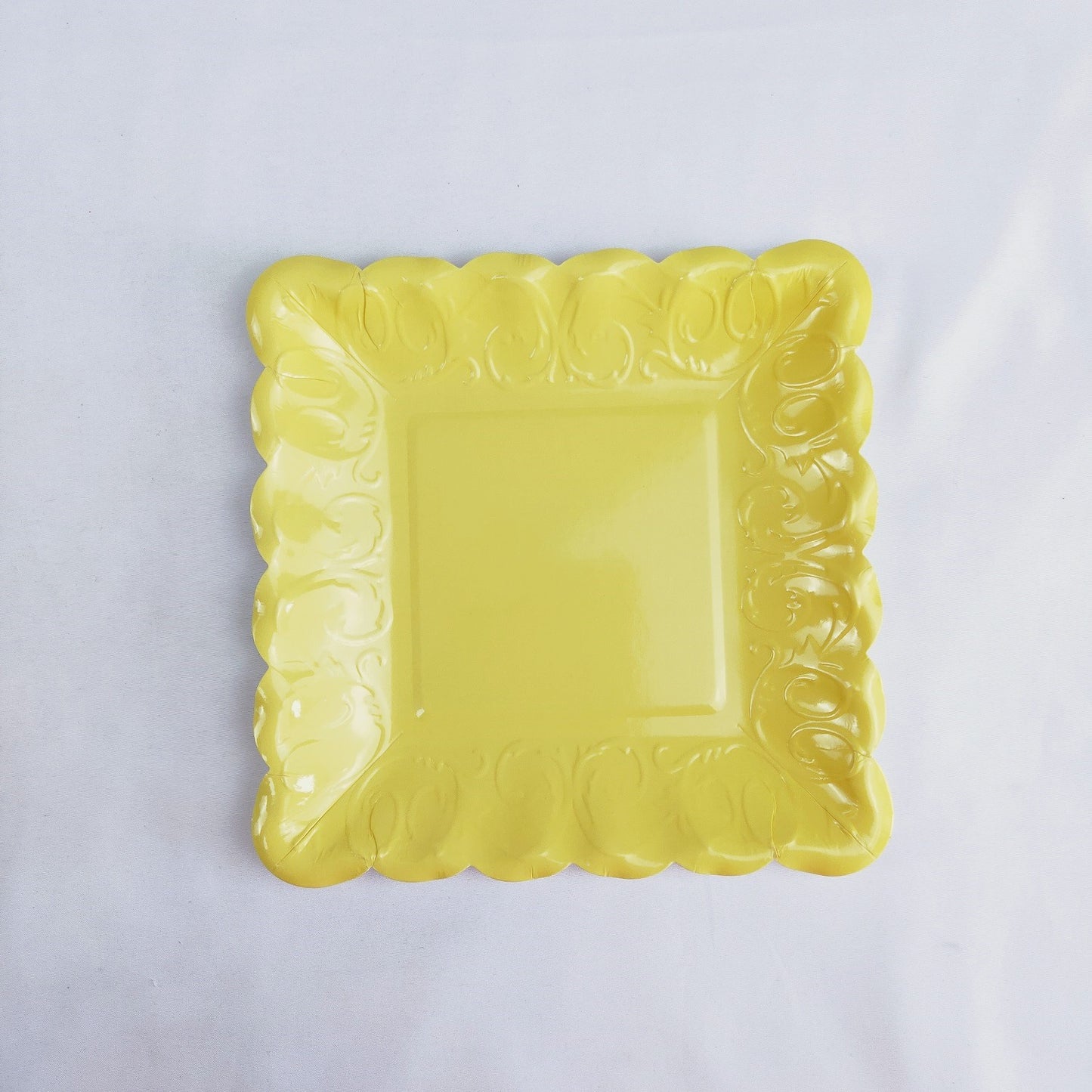 8PCs Yellow Square Luncheon Dinner Serving Paper Plates Disposable Embossed Party Plate