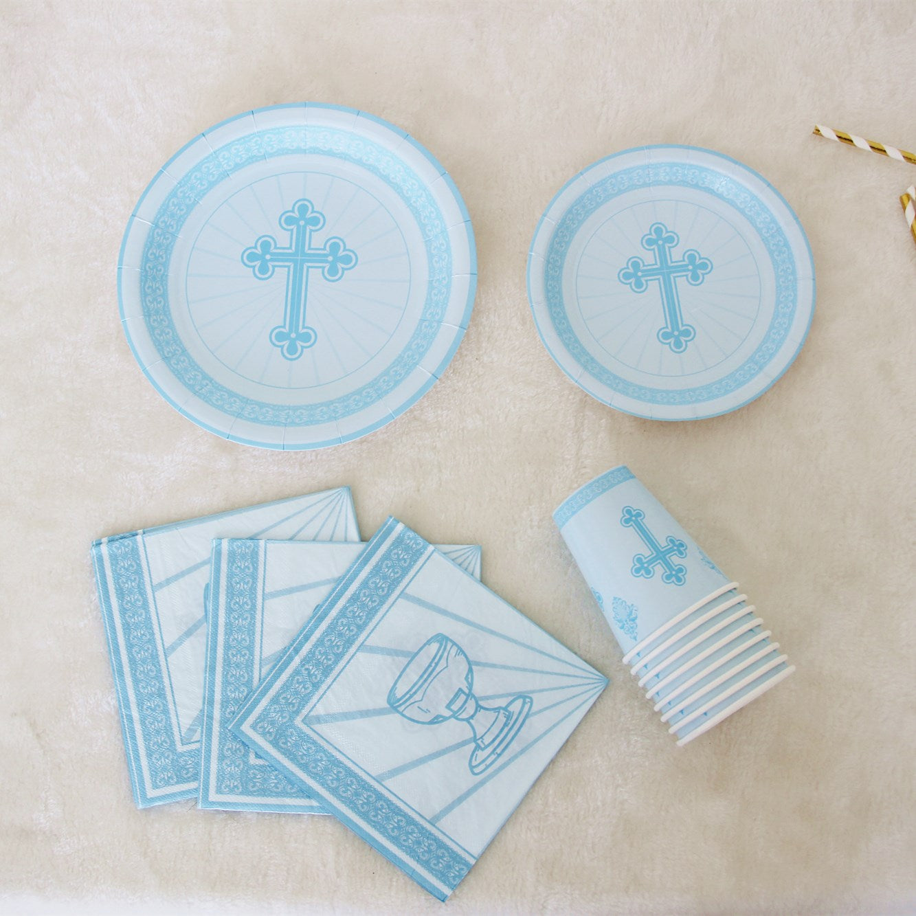 New 40PCs Cross Blue Pink Disposable Paper Tableware Set Paper Plates Cups Napkin Party Supplies Decoration