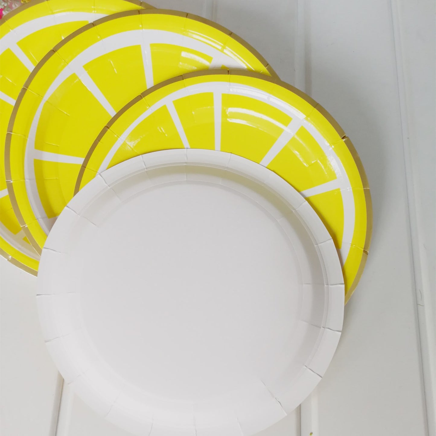 Yellow Lemon Round Paper Plates Heavy Duty 9 inch Disposable Party Supplies * 8PCs