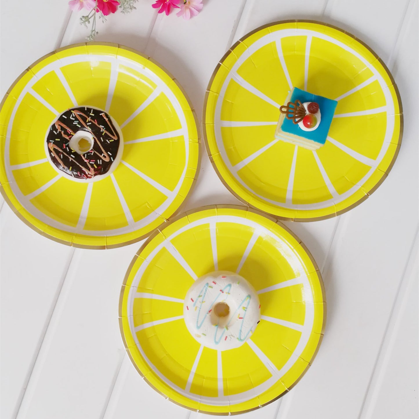 Yellow Lemon Round Paper Plates Heavy Duty 9 inch Disposable Party Supplies * 8PCs