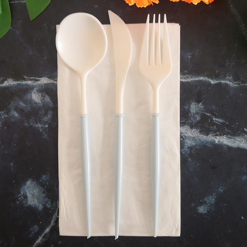 4PCs Fashion Golden Silver Dinnerware Plastic Disposable Cutlery Knife Forks Spoons Napkin Tableware Set Wedding Baby Shower Birthday Party Supplies Decorations