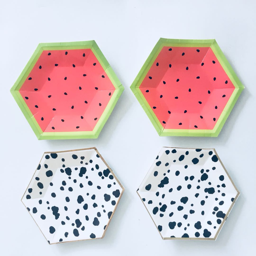 8PCs 10" Hexagon Watermelon Paper Plates for Children Baby Birthday Party Cute Cow Disposable Plates