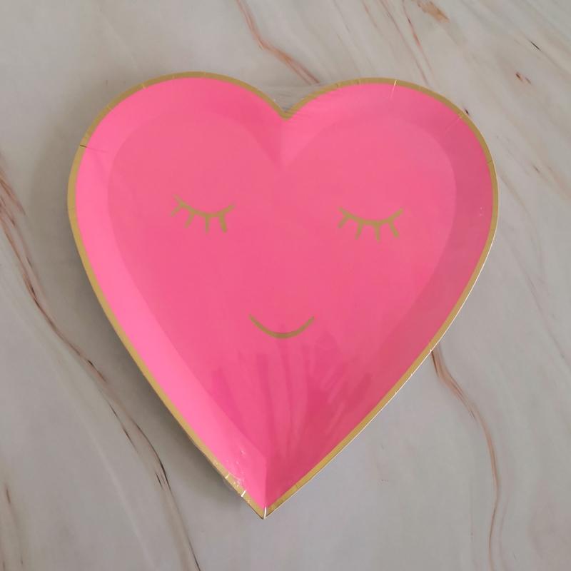 8PCs Shy Smile Love Heart Solid Rose Color Paper Plates Dinner Dessert Plate