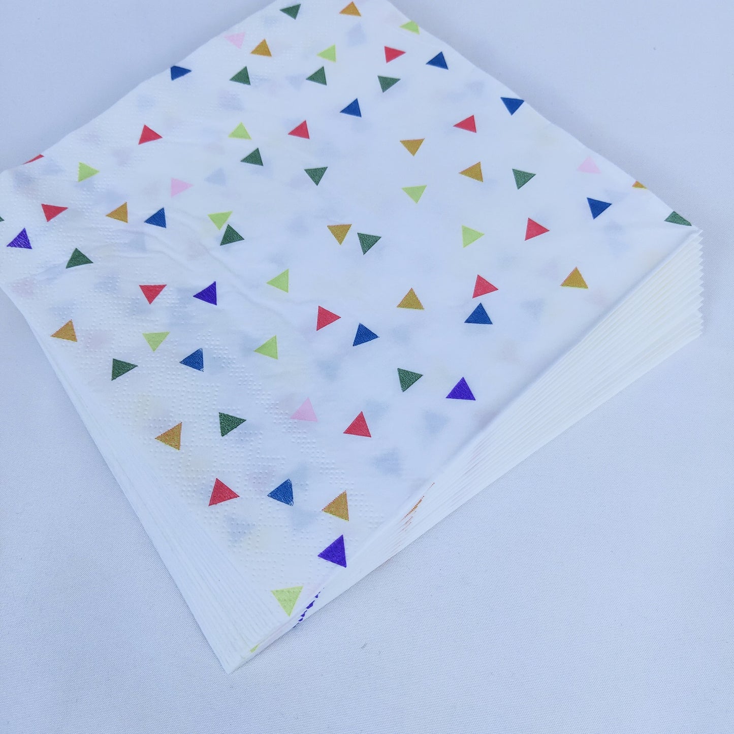 16PCs Triangle Dots White Paper Napkins 13*13 inch