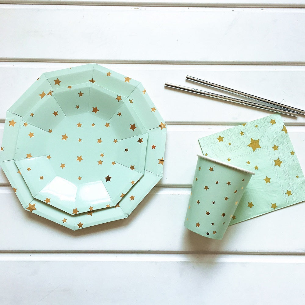 40PCs Spring Green Disposable Tableware Gliding Star Party Plates And Cups And Napkins Sets