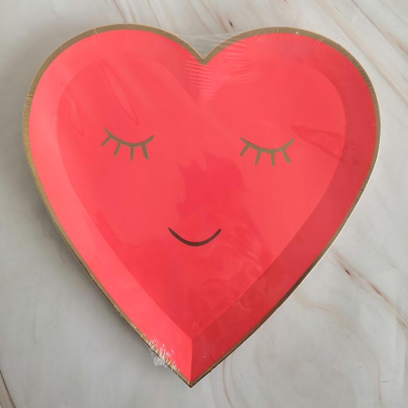 8PCs Shy Smile Love Heart Red Paper Plates Dinner Dessert Plate